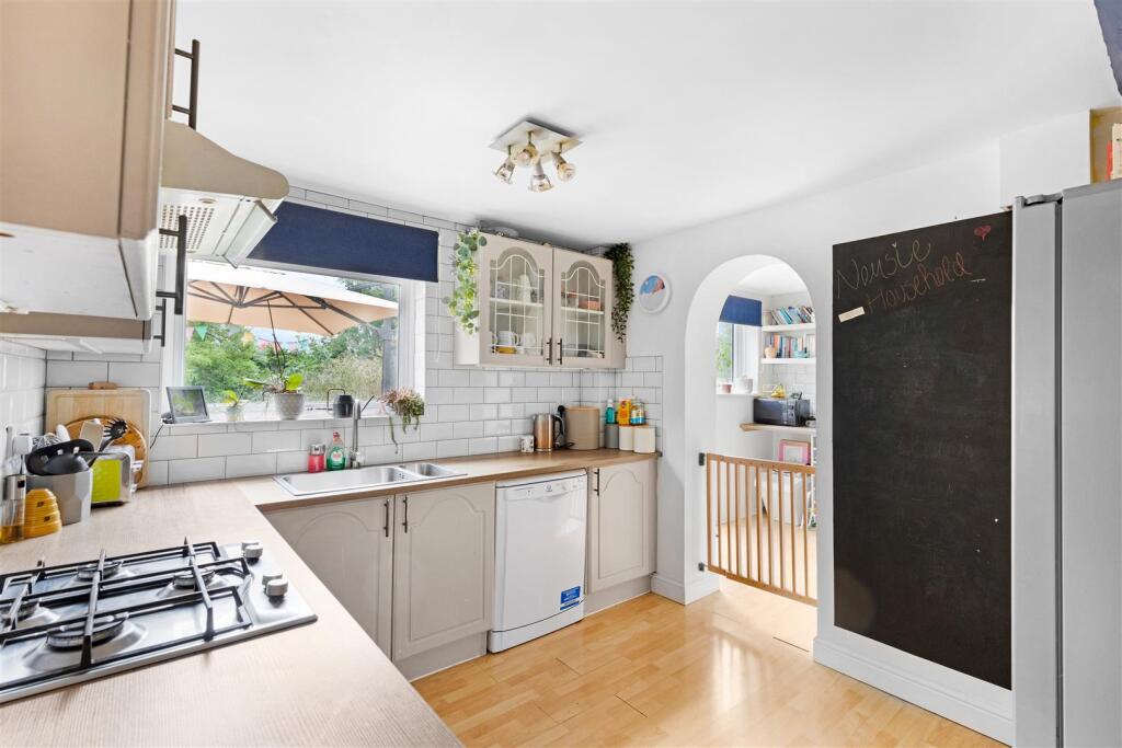 St. Johns Road, Kettering - View 3