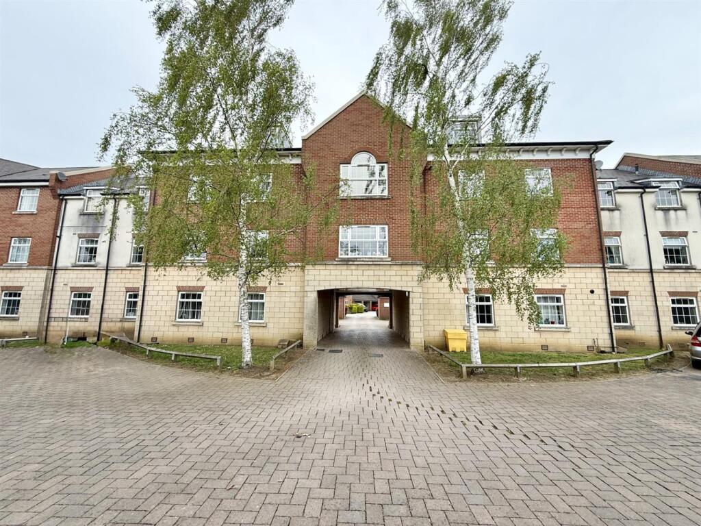 Main image of property: Shawbury Avenue Kingsway, Quedgeley, Gloucester