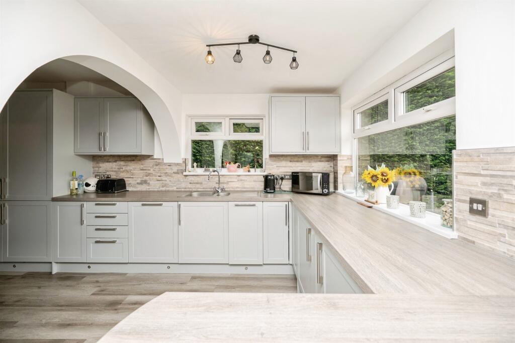 House in Dudley - More