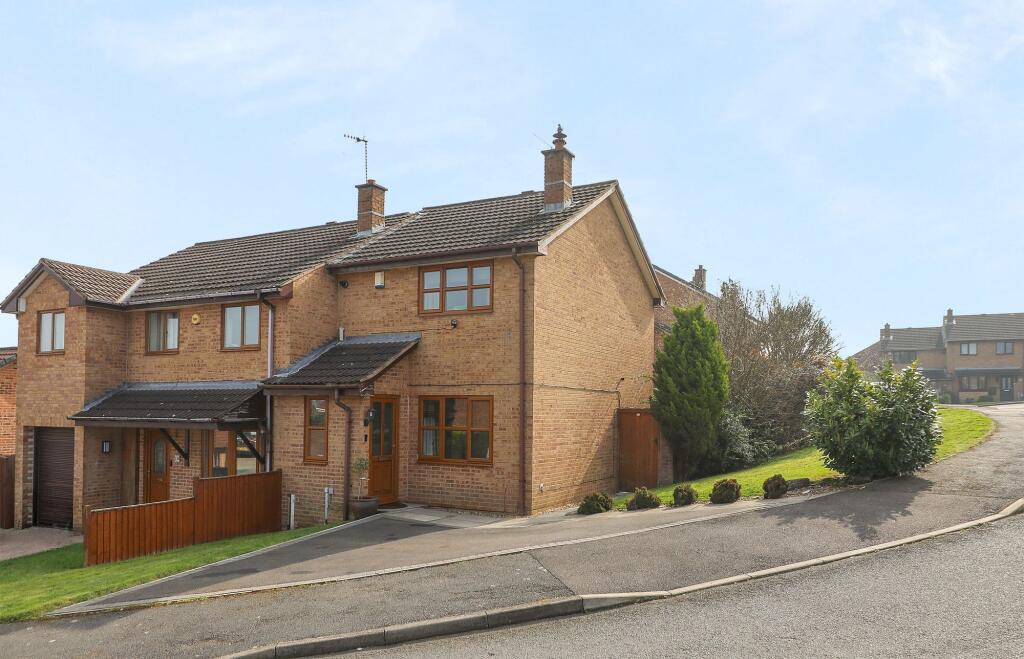 Main image of property: Heathfield Close, Wingerworth, S42