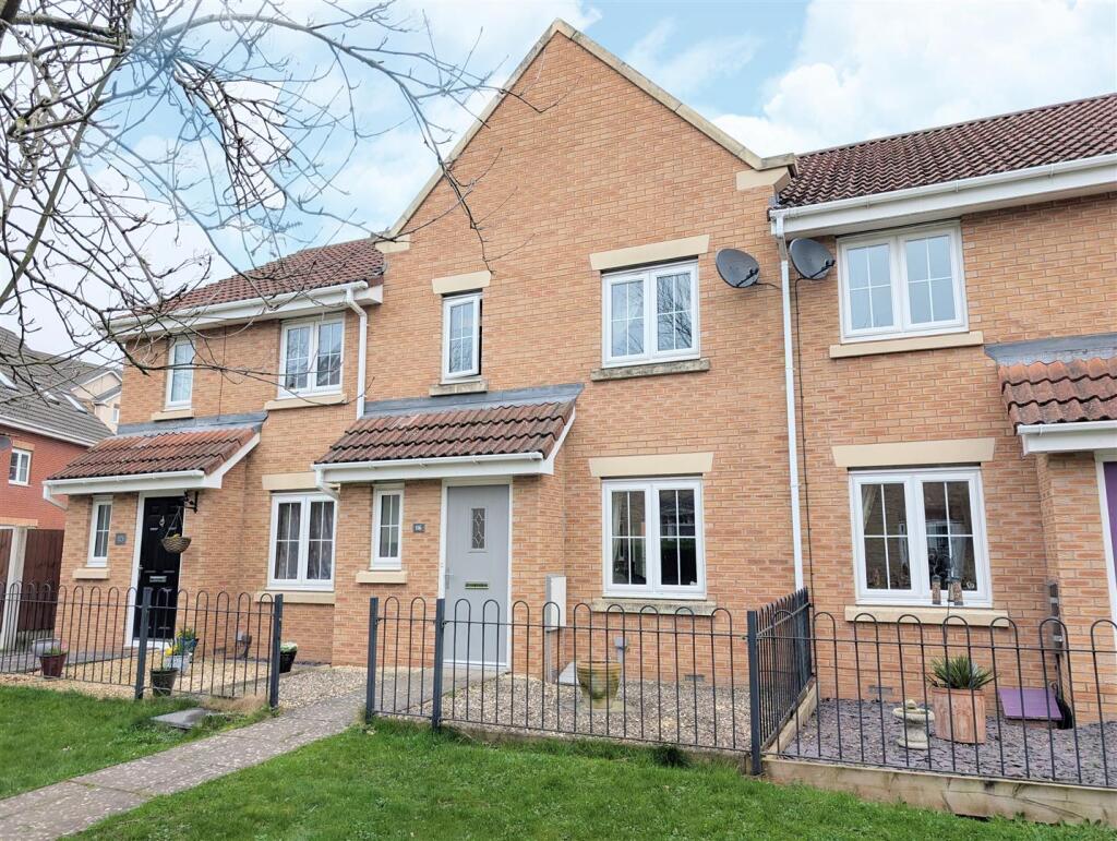 Main image of property: 116 Greenfields Gardens, Shrewsbury, SY1 2RP