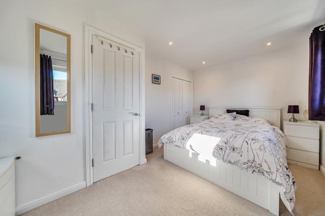 House in Basingstoke and Deane, Cufaude Village, Chineham - More
