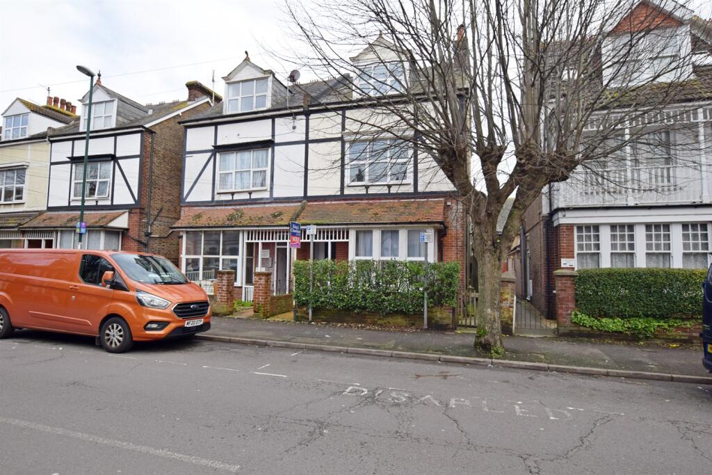 Main image of property: Canada Grove, Bognor Regis, PO21