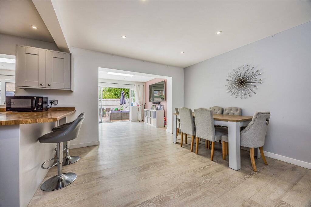 House in Havant, South Hayling - More
