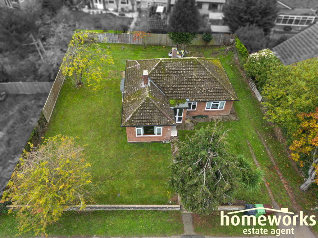 Hale Road, Necton, Swaffham, PE37 8EY photo 2