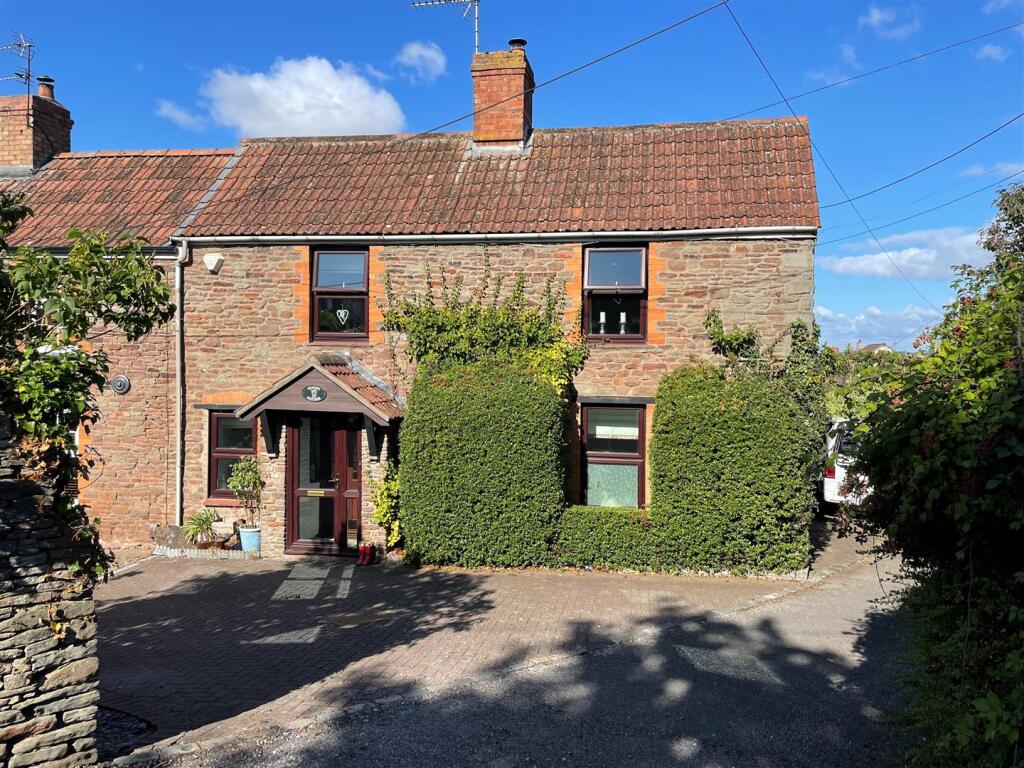 Main image of property: Beacon Lane, Winterbourne