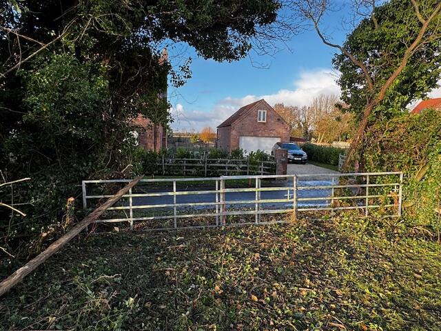 House in Louth, Churchthorpe, Fulstow - View 2