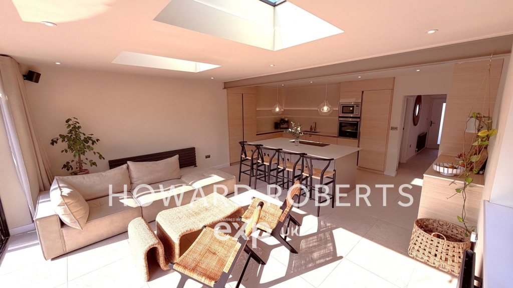 Moorfield, New Longton, PR4 4JA photo 2