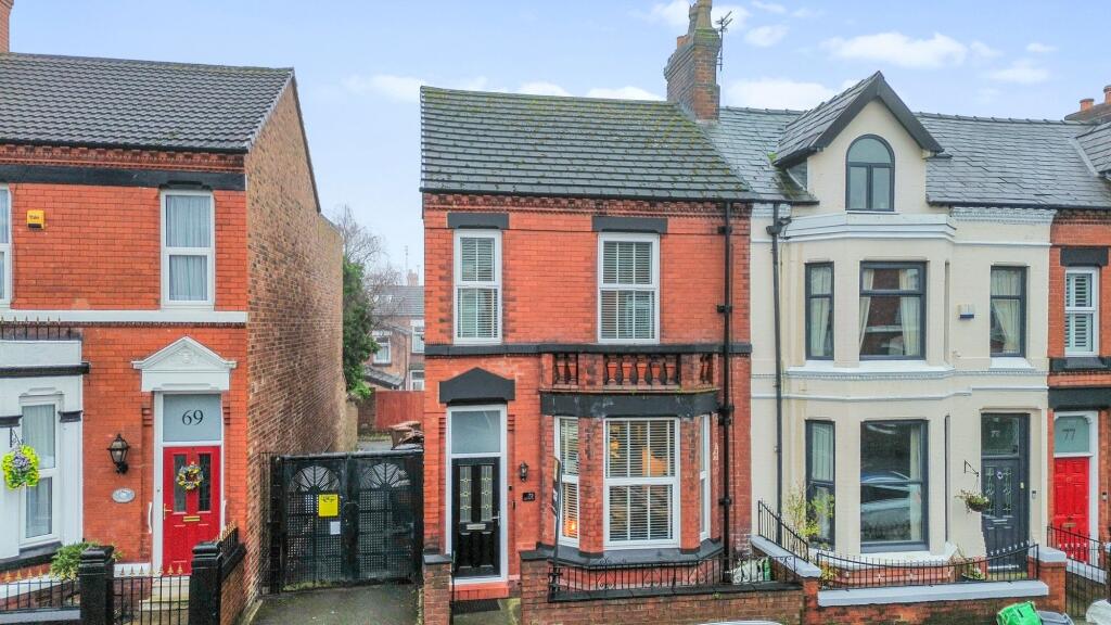 Main image of property: Dentons Green Lane, Dentons Green, WA10