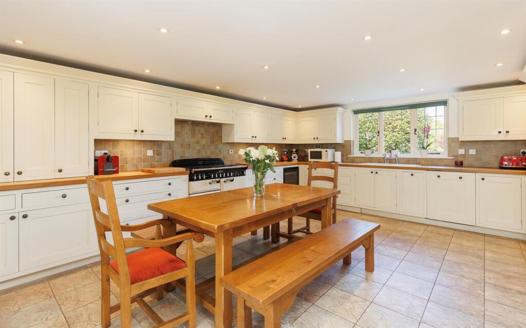 House in Ryde, Wootton Bridge - View 4