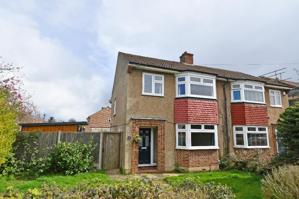 Main image of property: Trafalgar Avenue, Broxbourne, Hertfordshire, EN10