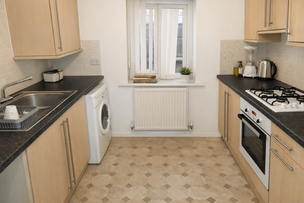 Apartment in Nottingham, Radford - View 2