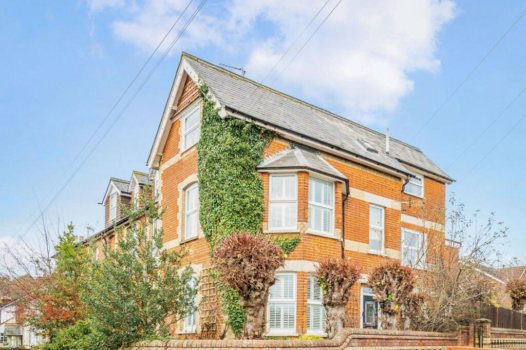 Main image of property: Allingham Road, Reigate, RH2 8HU