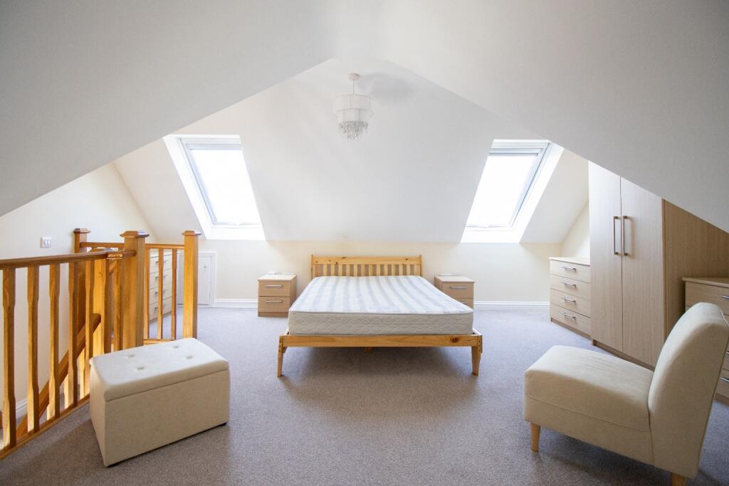 House in King's Lynn and West Norfolk, Heacham - More