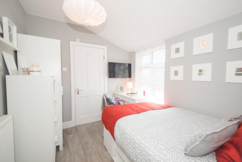 Main image of property: Ens-4 24A Edward Street, Luton, Bedfordshire, LU2 0NF