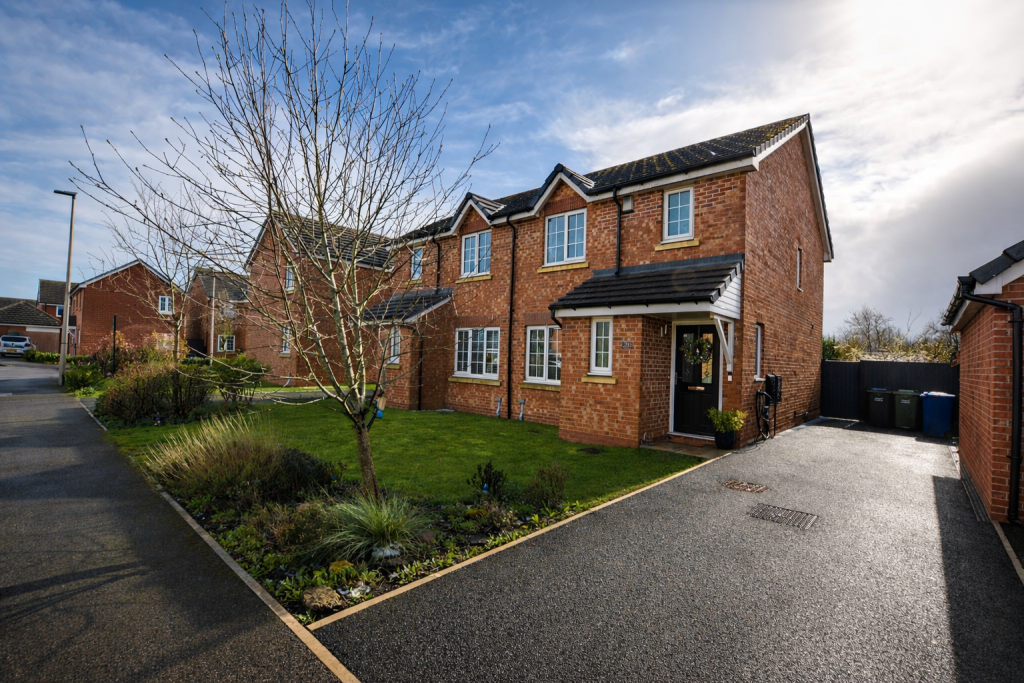 Main image of property: Stoneacre Close, Lowton, Warrington, WA3 2UE