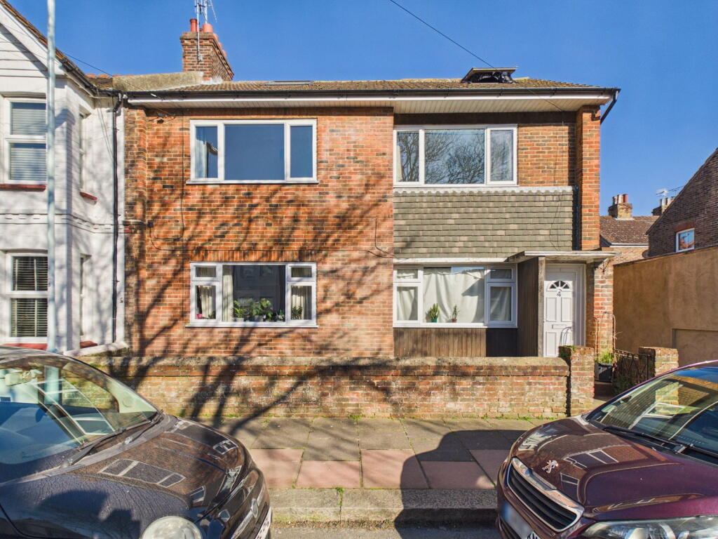 Main image of property: St. Anselms Road, Worthing, BN14 7EN