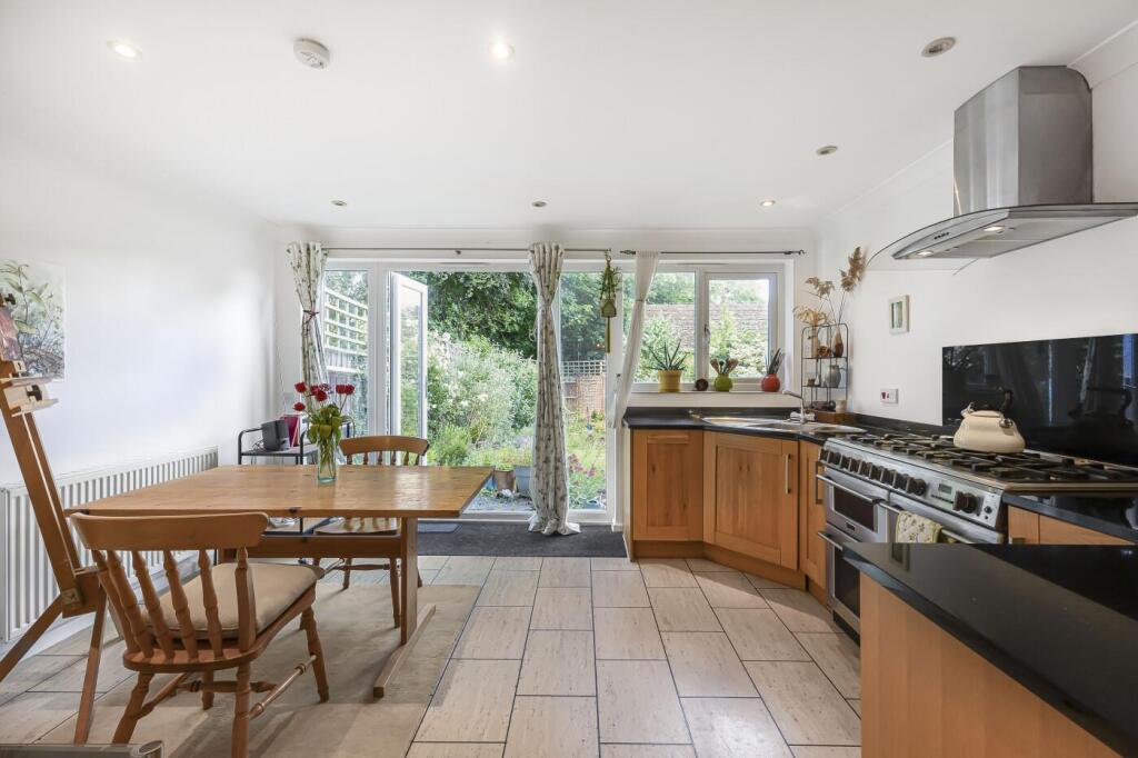 Gravett Close, Henley-on-Thames - More