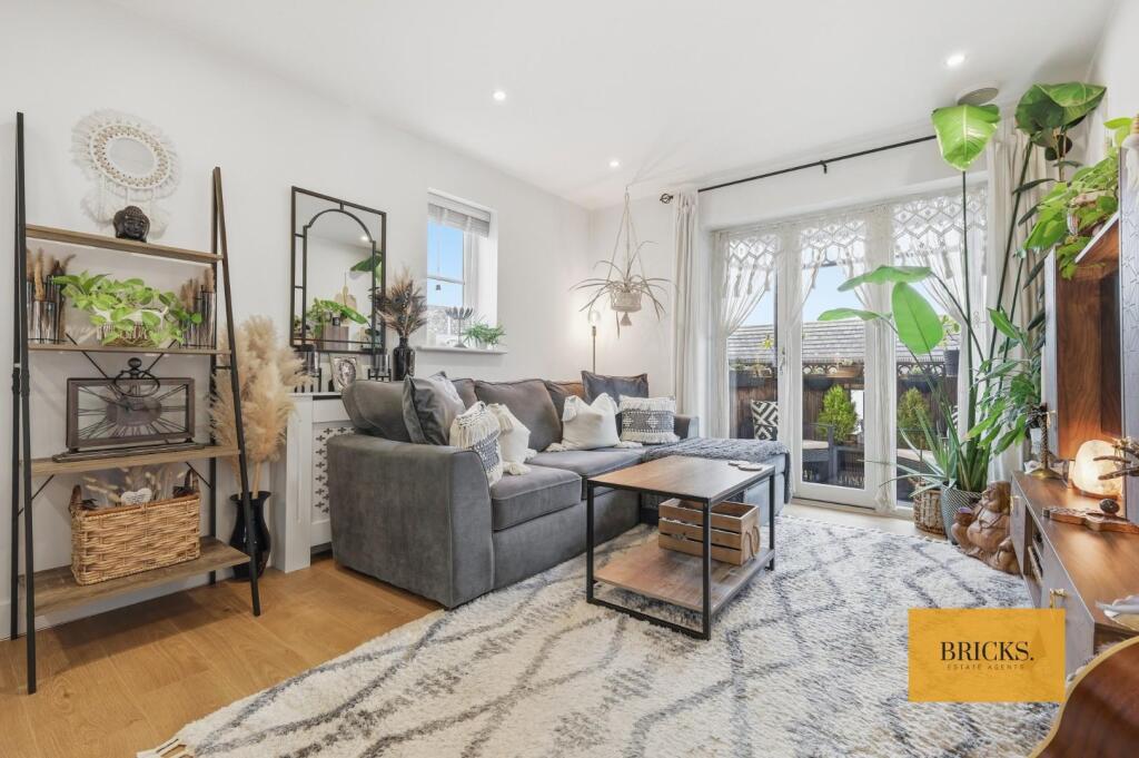 Main image of property: Buckingham Road, Epping