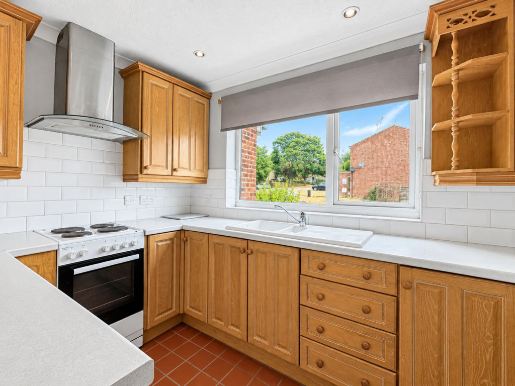 Apartment in Colchester - More