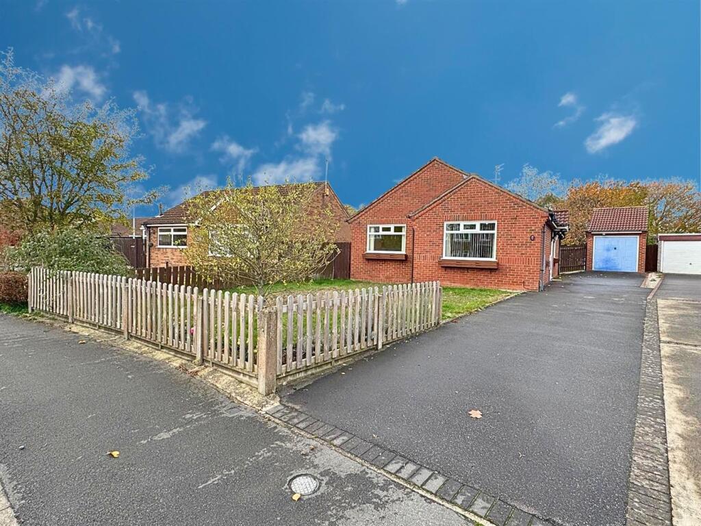 Main image of property: Acer Close, Lincoln LN6