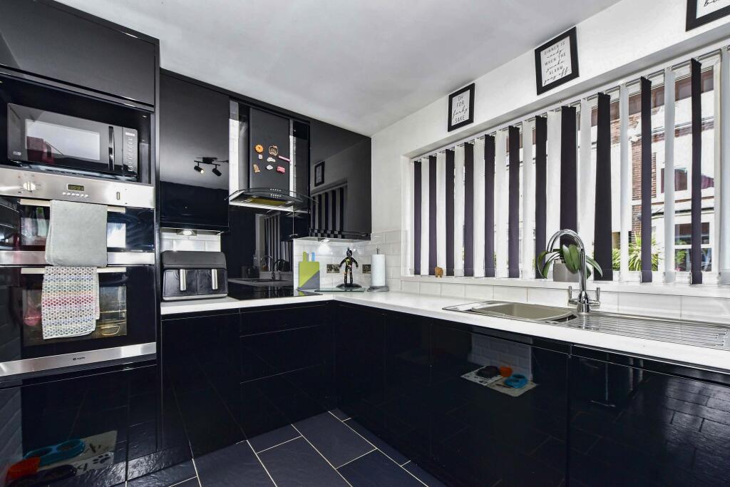Leedham Road, Sheffield, S5 photo 2