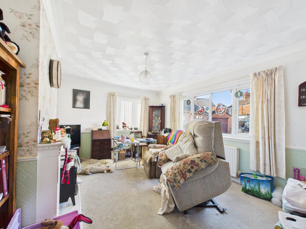 House in Hull, Kingston upon Hull - View 2