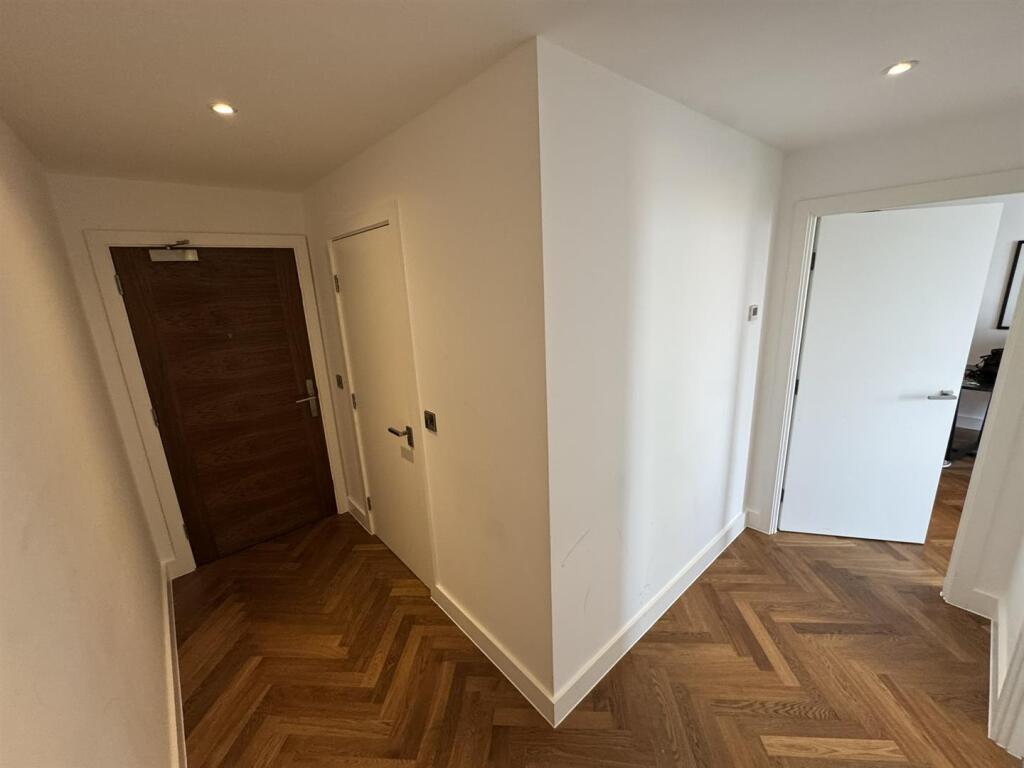 Main image of property: Deansgate Square East Tower, Manchester