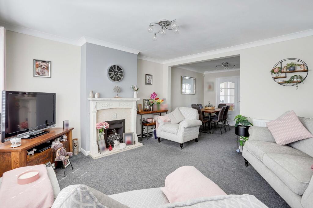 Walk Mill Drive, Hucknall, NG15 - View 2