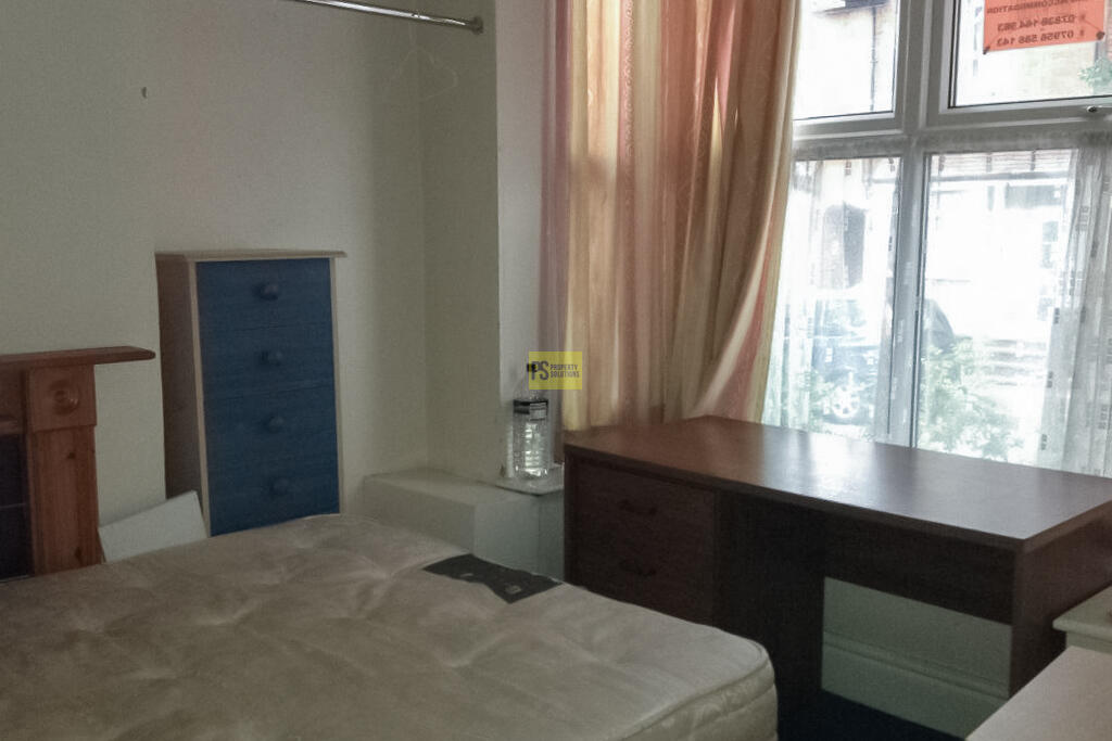 4 bedroom terraced house for rent