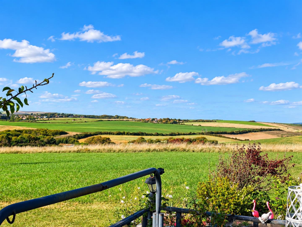 South Coast Road, Peacehaven photo 2