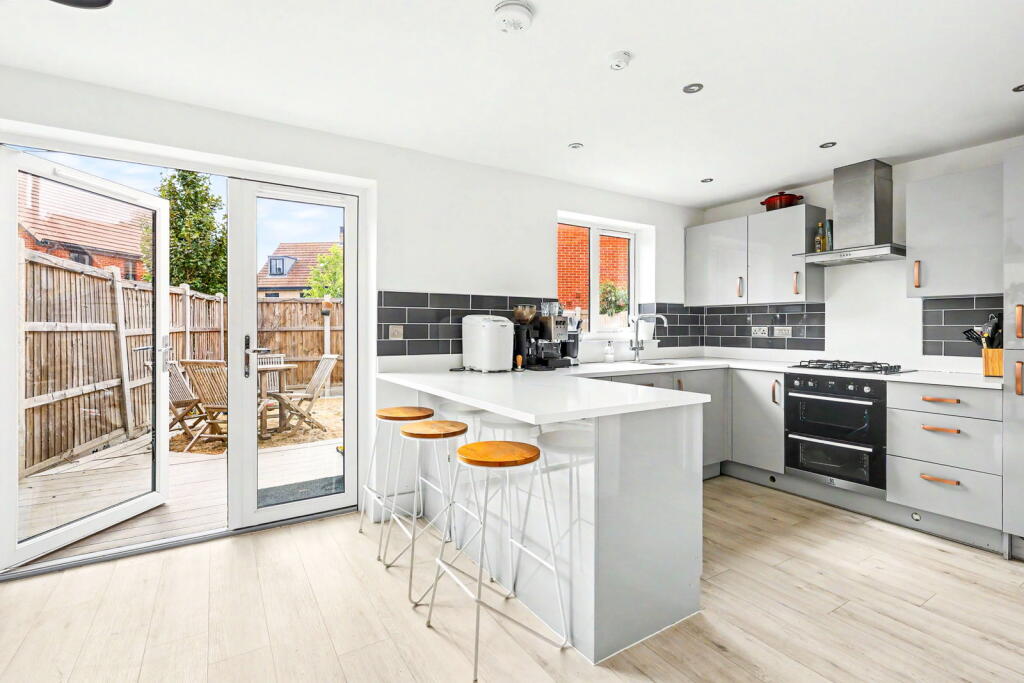 House in East Hertfordshire, Coopers Grange, Bishop's Stortford - View 2