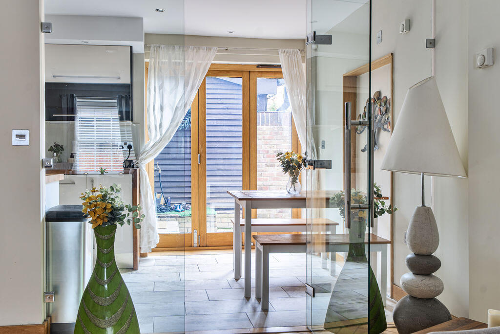 House in Portsmouth - View 5
