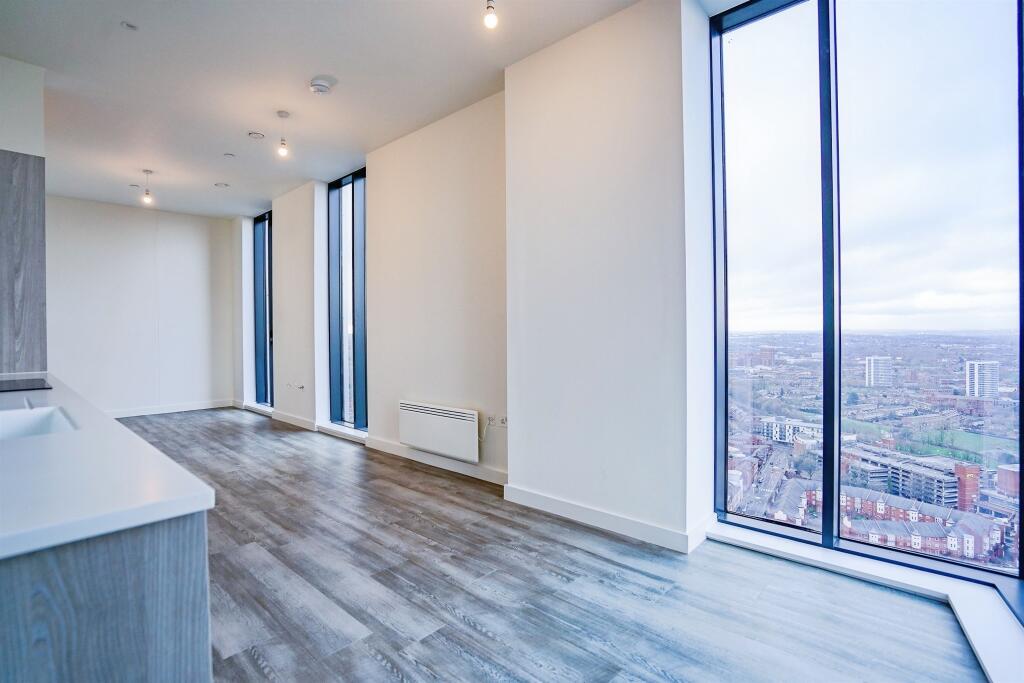 Apartment in Birmingham, West Midlands - View 2