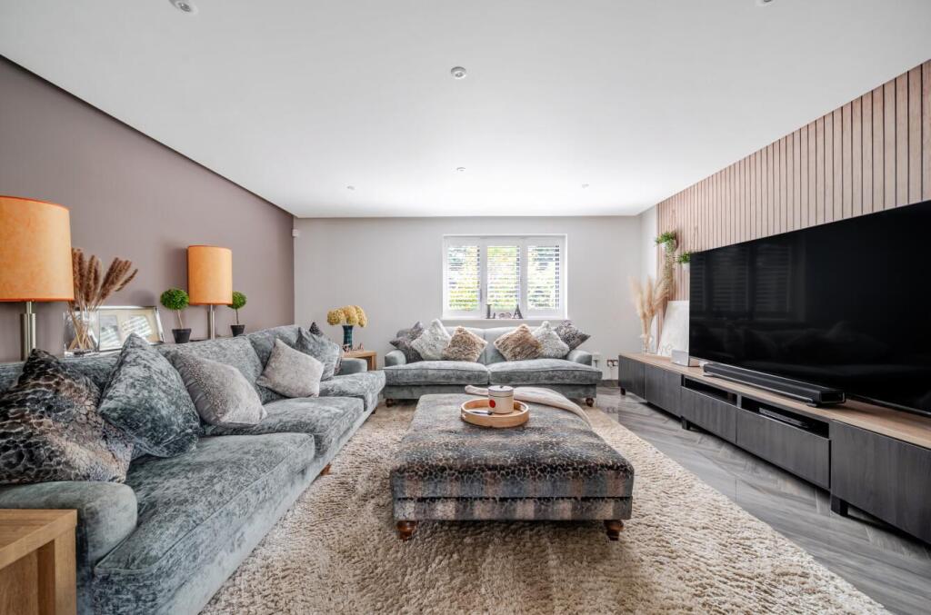 House in Tonbridge and Malling, Leybourne - View 4