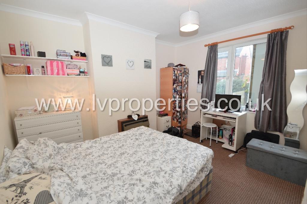 Ash Crescent, Headingley, Leeds, West Yorkshire, LS6 photo 3