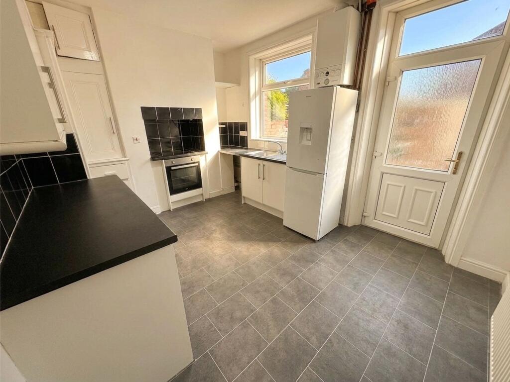 Castle Terrace, Brighouse, HD6 photo 3