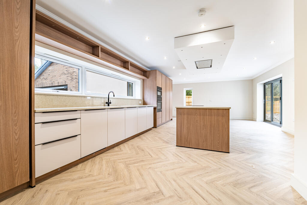 House in Newark and Sherwood, Newark - More