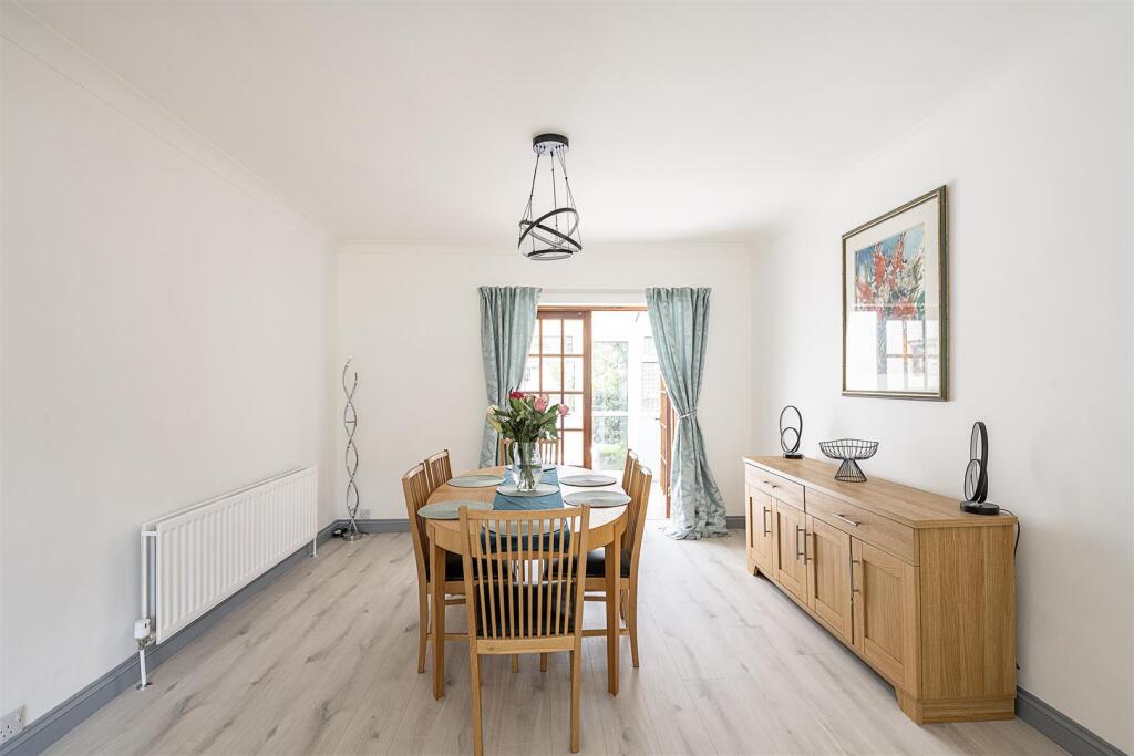 House in Harpenden, Southdown - View 4