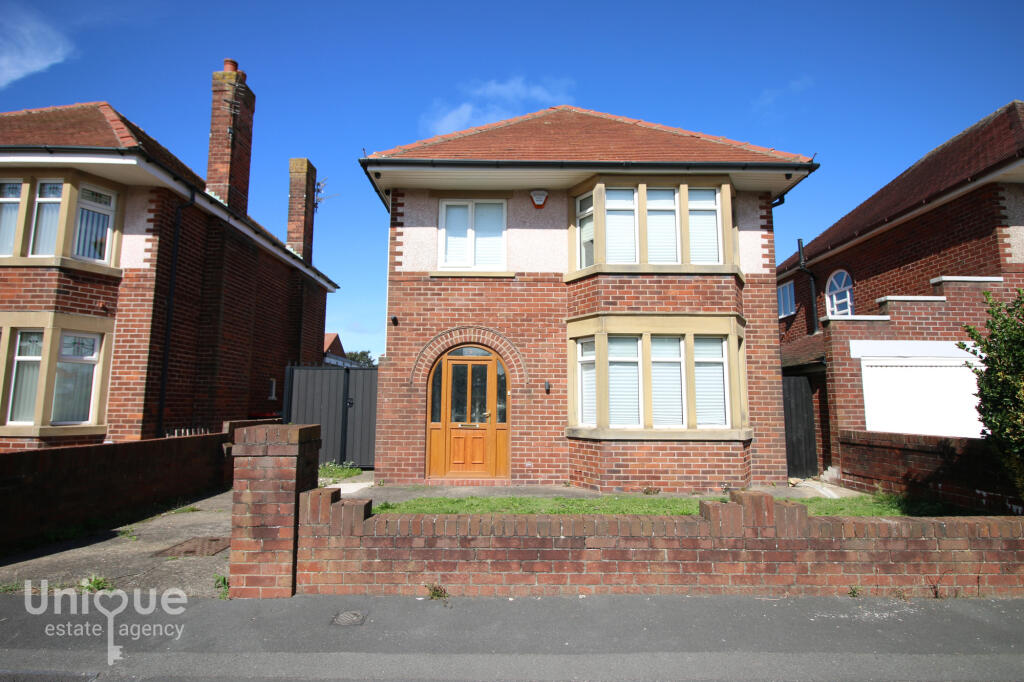 Main image of property: Lancaster Gate, Fleetwood, FY7