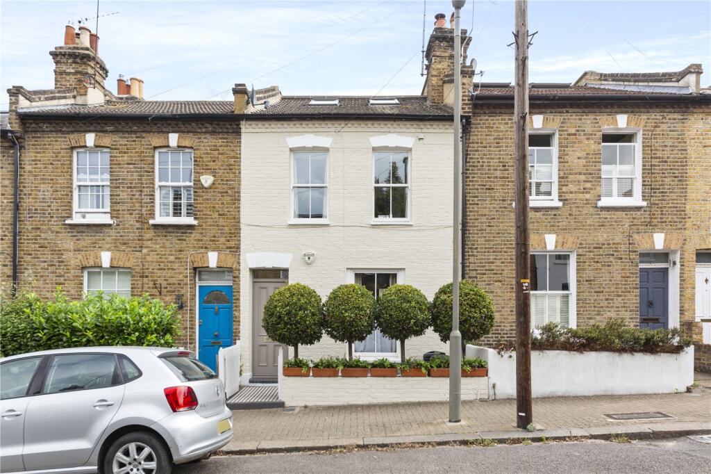 Main image of property: Dalby Road, London, SW18