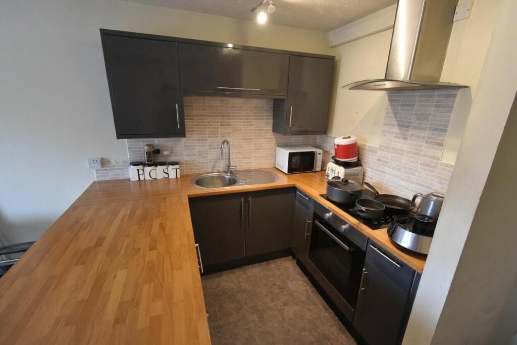 Apartment in Dartford, Kent - View 2
