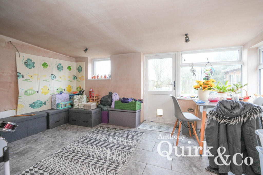 Thomas Road, Clacton-on-sea, CO15 photo 2