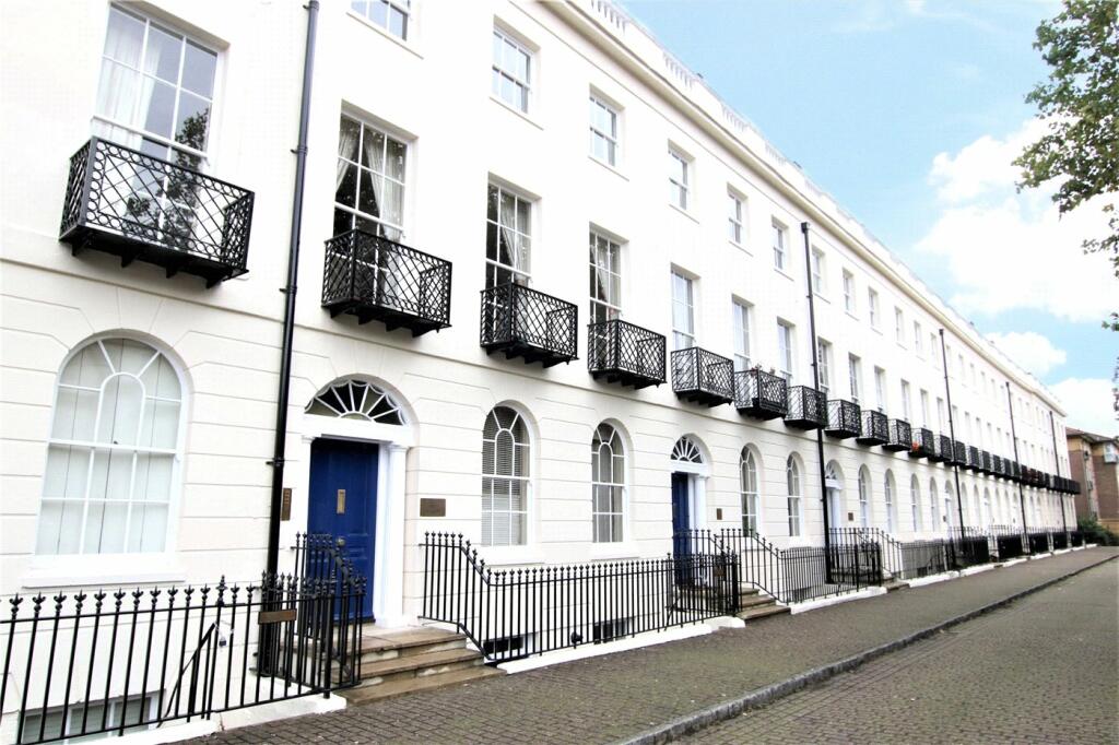 Main image of property: Albion Terrace, London Road, Reading, Berkshire, RG1