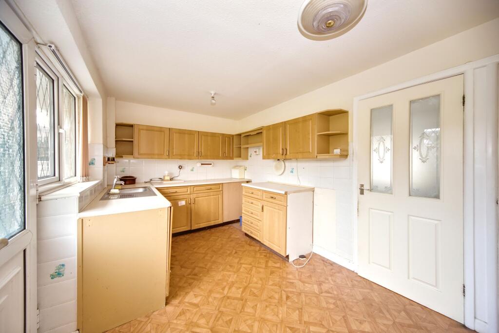 House in Wigan, Bottling Wood, Whelley - View 4