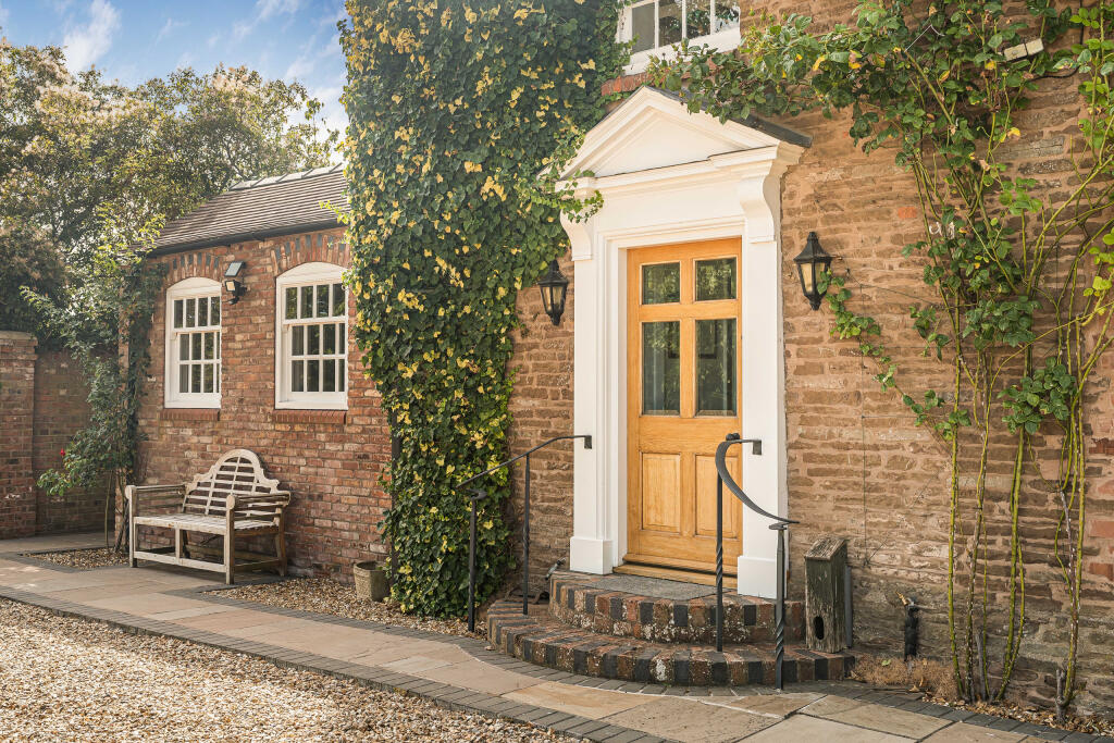 House in Shrewsbury, Middleton on the Hill - View 4