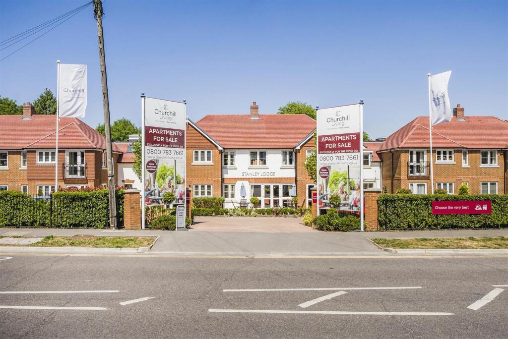 2-bed house on Stanley Lodge, Epsom, Surrey, £499,950