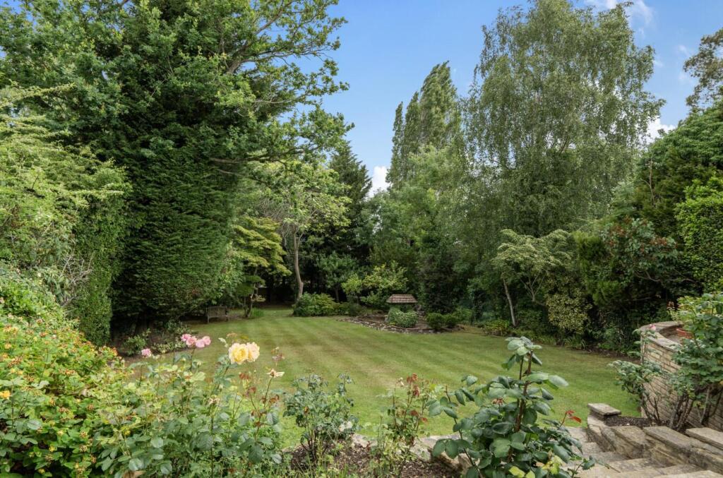 Harmsworth Way, Totteridge - View 5