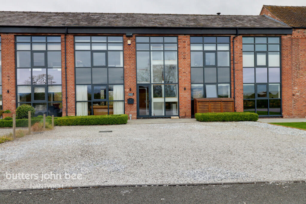 Main image of property: Lower Farm Barns, Whitchurch