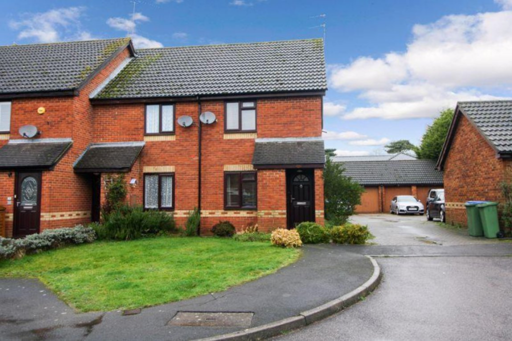 Main image of property: Oaktree Way, Horsham